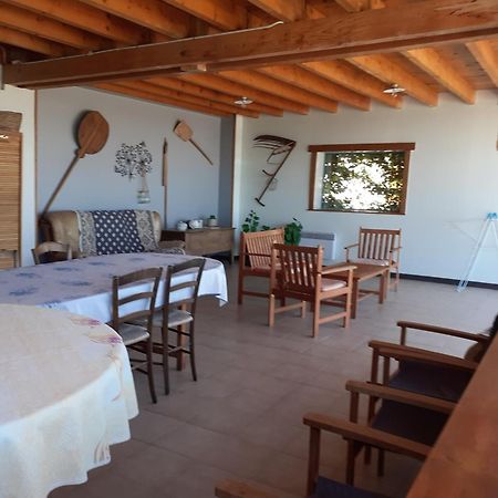 Villa Meublé de campagne au calme Louchy-Montfand Esterno foto