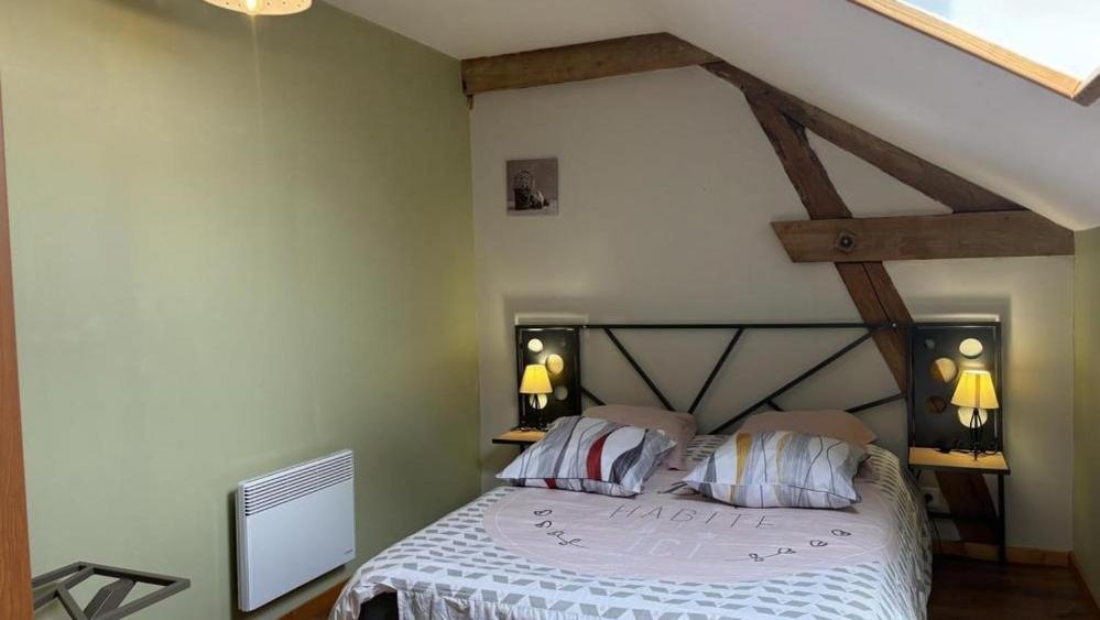 Villa Meublé de campagne au calme Louchy-Montfand Esterno foto